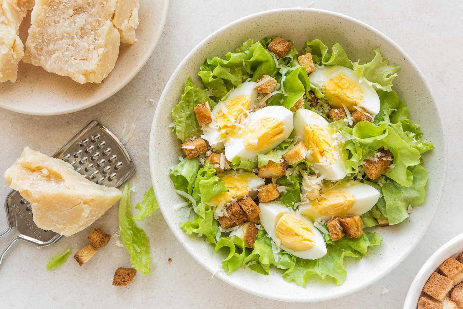 lettuce-with-egg-salad