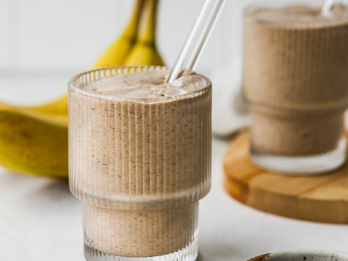 banana-almond-butter-smoothi